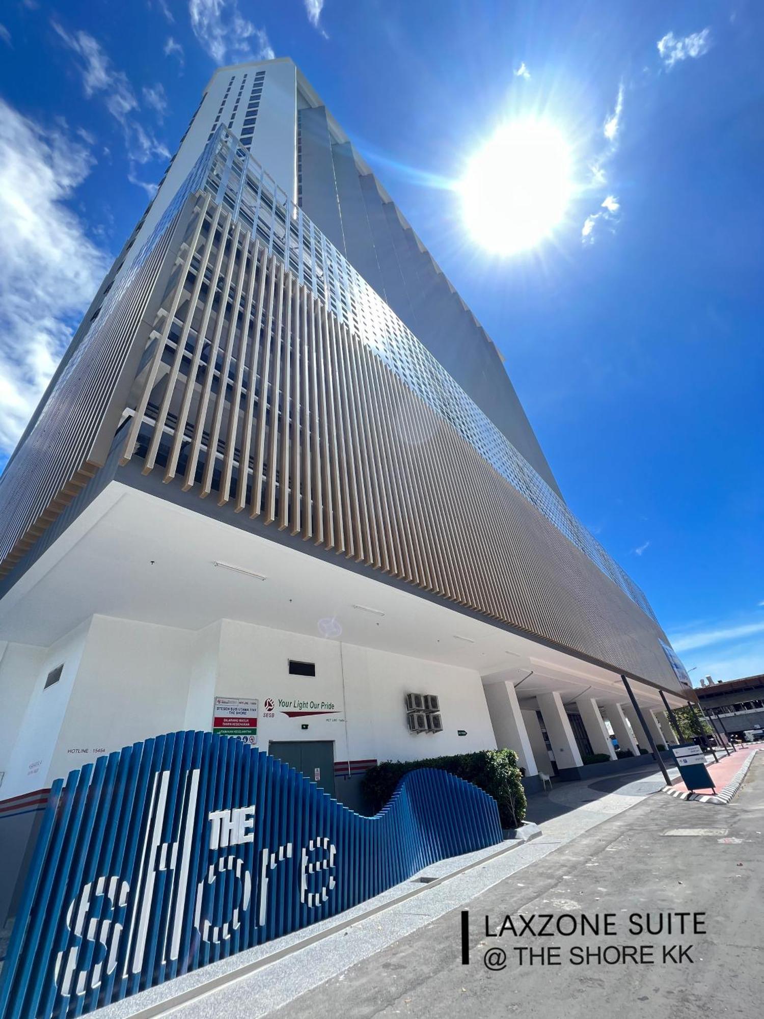 The Shore Cbd Kota Kinabalu By Laxzone Suite Eksteriør bilde