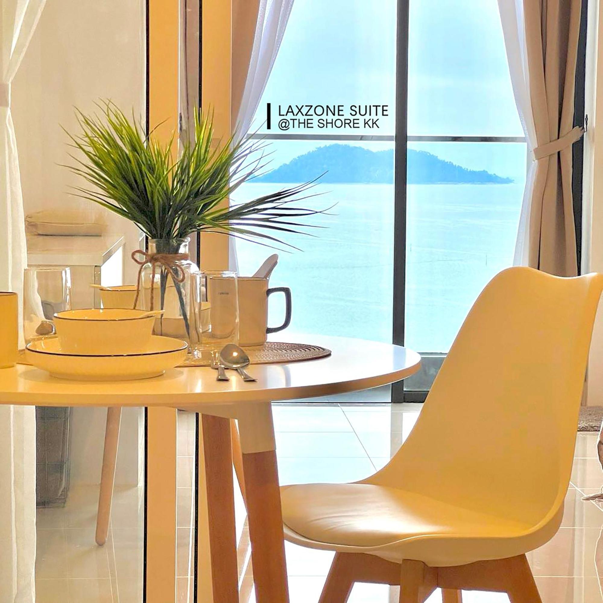 The Shore Cbd Kota Kinabalu By Laxzone Suite Eksteriør bilde