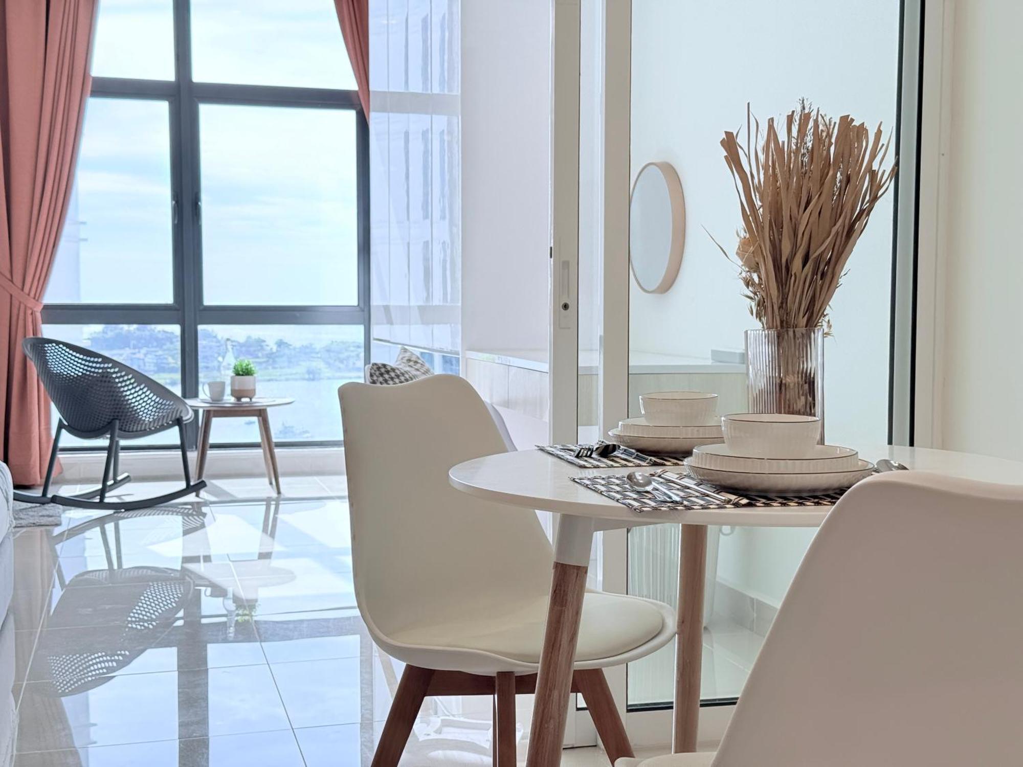 The Shore Cbd Kota Kinabalu By Laxzone Suite Eksteriør bilde