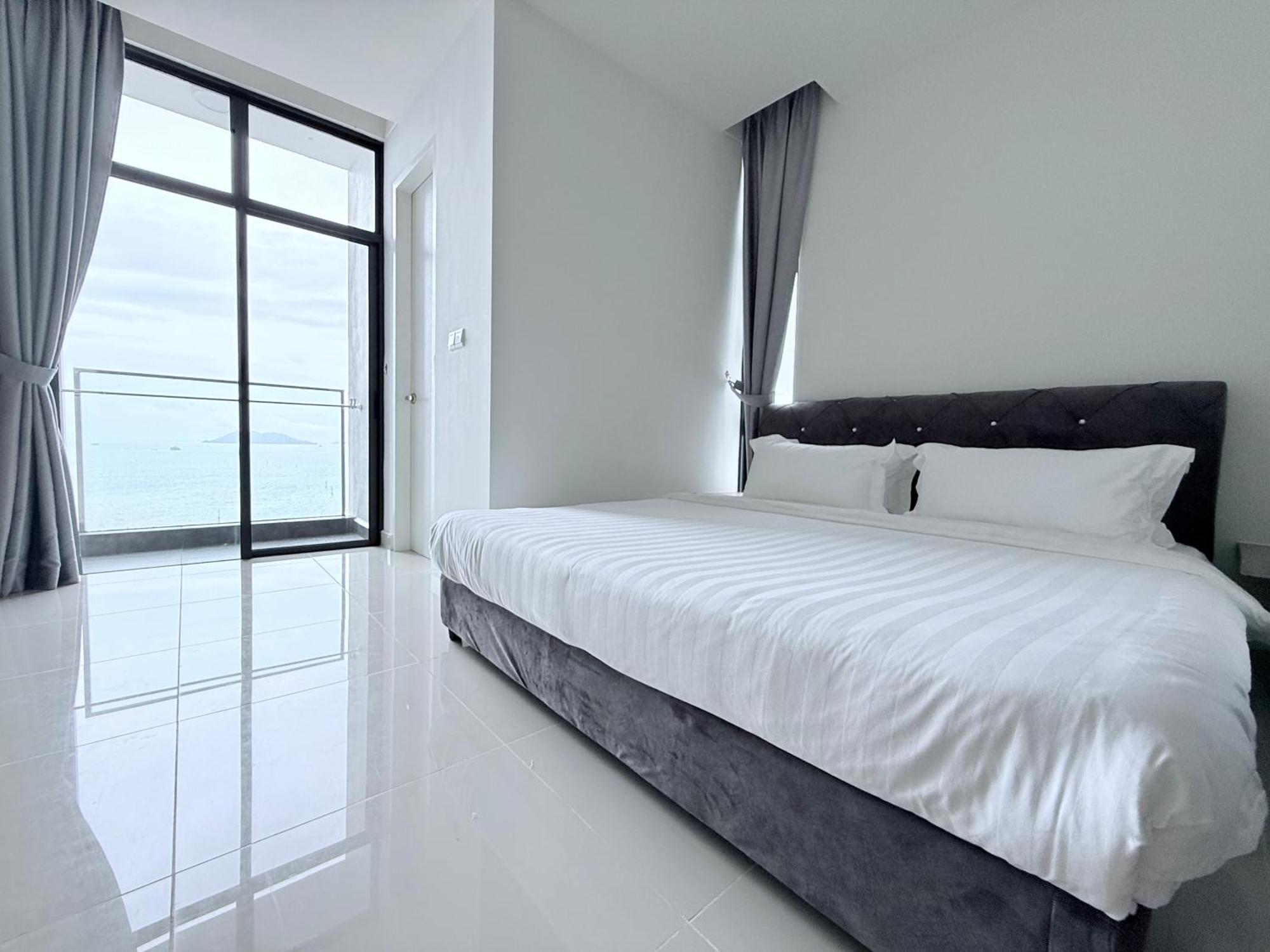 The Shore Cbd Kota Kinabalu By Laxzone Suite Eksteriør bilde